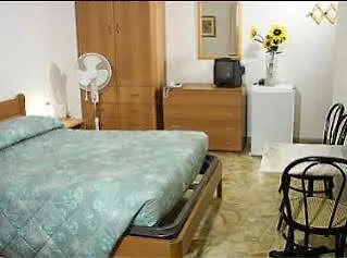 피렌체 릴레 플로렌스 B&B